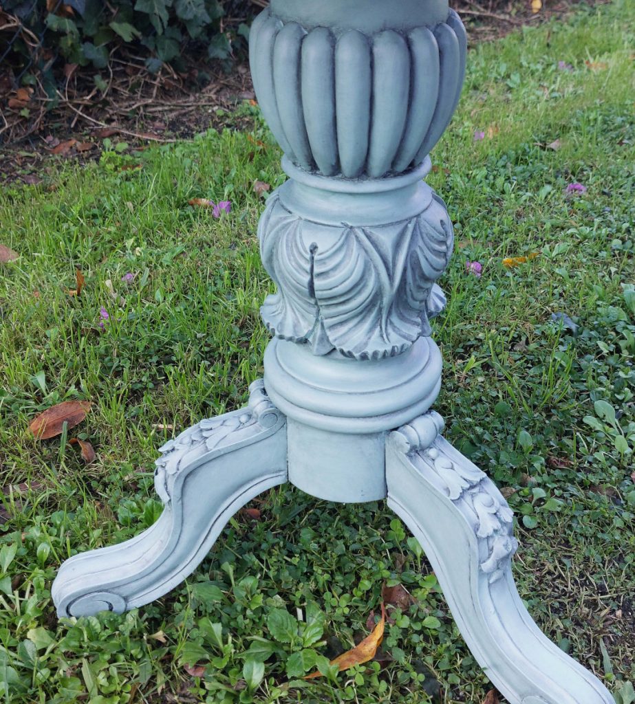 Pie de la mesa completo